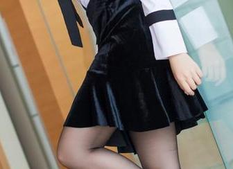 IMiss爱蜜社 – 莉莉Lily的私房美图：这女孩的腿好像有自己的思想，让我感到无比困惑！