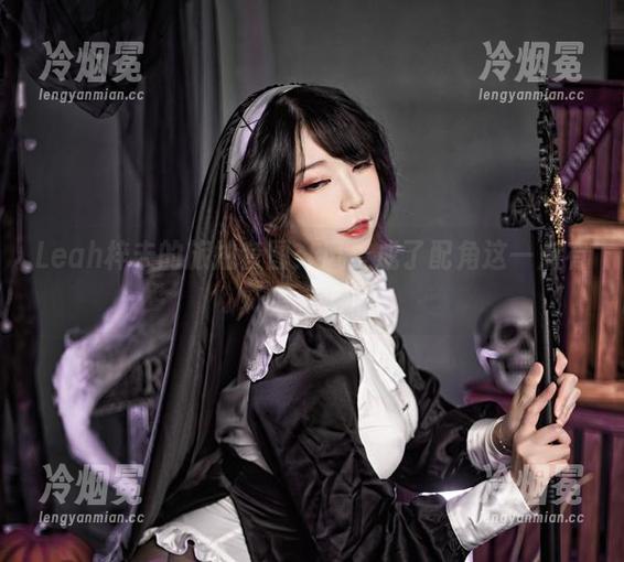 Leah梓未的旅拍套图：风景成了配角这一点有点意思