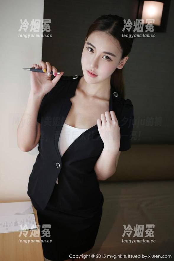 MyGirl美媛馆-小夕juju MyGirl美媛馆 - 终于等到小夕juju的裤里丝,更新后太让人眼前一亮!