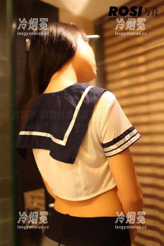 ROSI 找到ROSI的免费礼服资源,不用犹豫,快来“练习”你的走红毯技能!