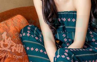 TouTiao头条女神 – 不只是猫，杨漫妮baby的少女与猫美图，听说猫都嫉妒了