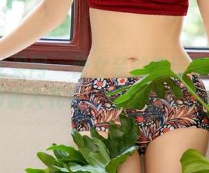 UGirls尤果网 – 修女装的沈诺馨在线等你：网盘大礼包，别怪我没提醒！