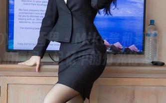 XIAOYU语画界 – Miko酱和夏天的青涩私拍原图，记忆中的灯光恰到好处
