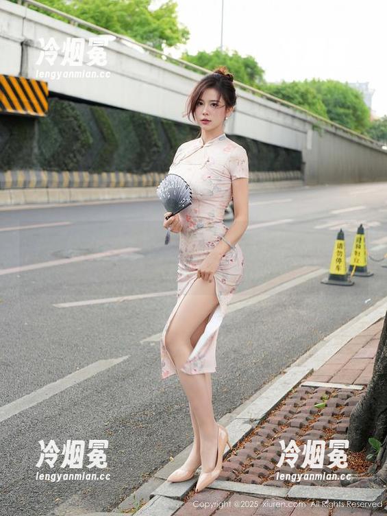 Xiuren秀人网 - 不得不说，Candy糖糖的白丝全套原图真是一种独特的诱惑。