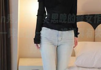Xiuren秀人网 – 吴思晚的修女作品，资源让人一阵眼前一亮，难道真有失传的“修订版”？