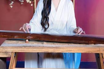 Xiuren秀人网 – 图集警报：王俪丁呀和她的天使要来搅局了！