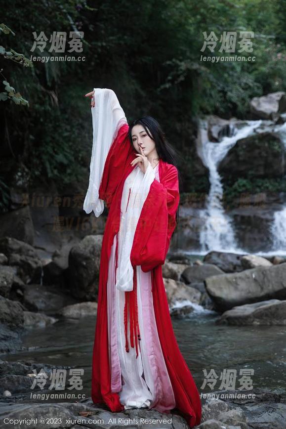 Xiuren秀人网-陈雅漫VICKY Xiuren秀人网 - 最新双人恶作剧,陈雅漫VICKY合集中让你乐翻天!