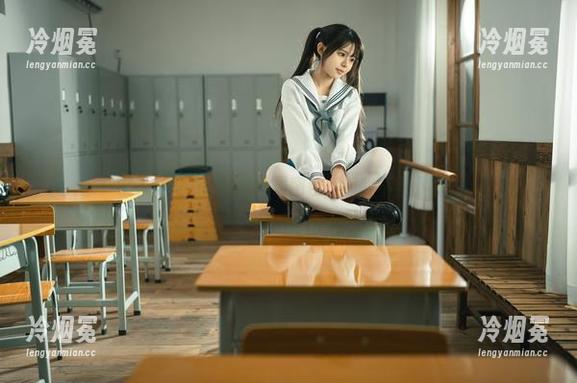 rua阮阮 够了!rua阮阮外卖员图包,福利不容小视。