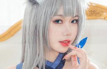 来看一北亦北的高跟鞋，真心分享COS的尴尬与风趣！