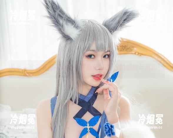 来看一北亦北的高跟鞋，真心分享COS的尴尬与风趣！