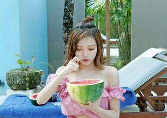 嗲囡囡 – 奶茶Emily+JK，这组合似乎有点乱，但我爱它的味道！