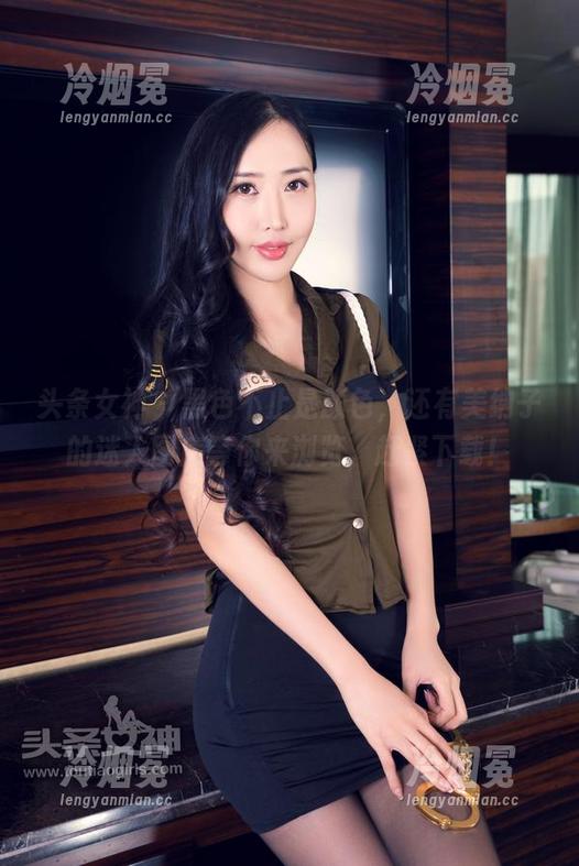 头条女神 - 黑色不止是颜色，还有美纳子的迷人图库等你来浏览，赶紧下载！