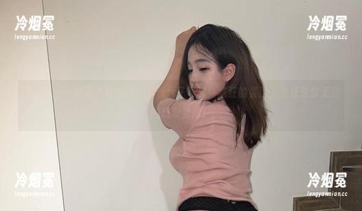 小优优子 微密圈 - 一条短裤的旅程,小优优子写真,疯狂的姿势,免费送你无边的想象空间!