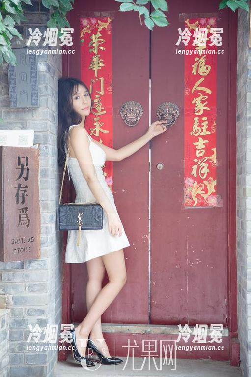尤果网 - 从未见过的佟蔓女友：精选图库，闪耀你的朋友圈！