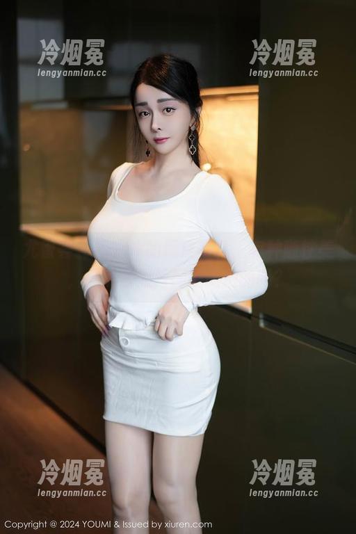 尤蜜荟-田冰冰 尤蜜荟 - 田冰冰的黑白写真,有种随性美,果然好照片都是随拍的吗?