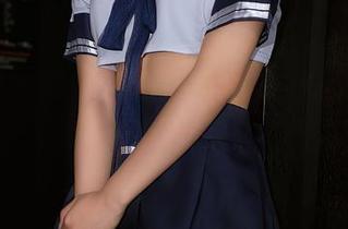 尤蜜荟 – 跟着田冰冰私拍，发现自己的“秘密欣赏角度”！