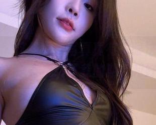微密圈 – 这组女友写真真有障眼法，徐莉芝Booty简直玩转了我的期待和好奇心。