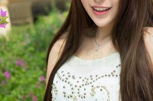 推女神 – 当岑苑之barbiebaby的美脚遇上资源，感觉整个世界都在闪光啊！