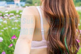 推女神 – 思淇Sukiii的白丝写真集，上天把她的穿搭捉弄了吗？