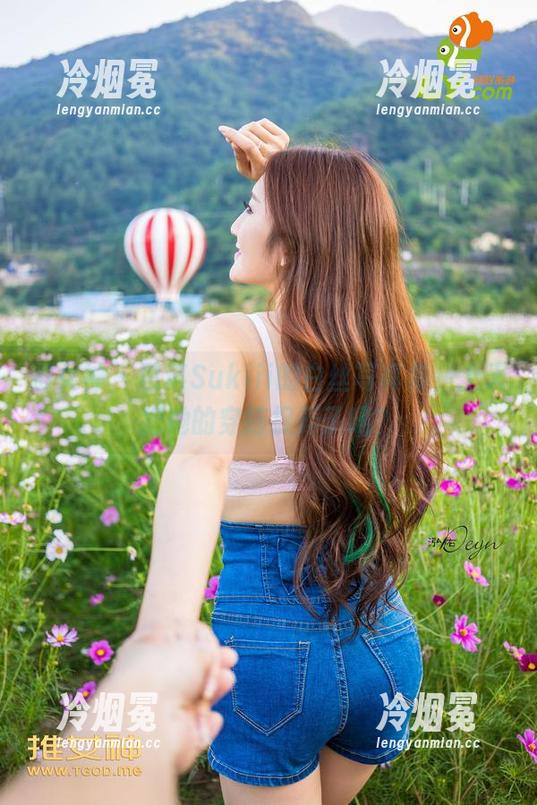 推女神-思淇Sukiii 推女神 - 思淇Sukiii的白丝写真集,上天把她的穿搭捉弄了吗?
