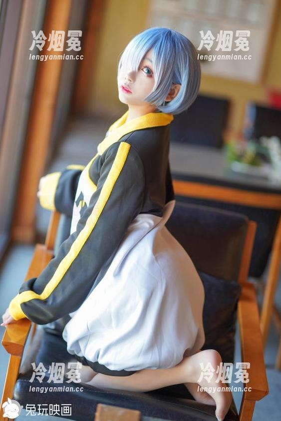 日奈娇的美足作品集：你敢下载吗？