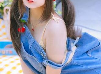即刻查看！日奈娇最新图包中内衣的样子，偏偏那里总有几分小俏皮。