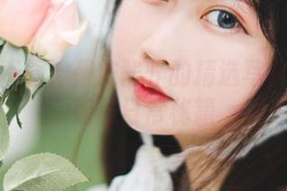 怎么能不看？是依酱吖的精选写真集：学姐的日常秘籍