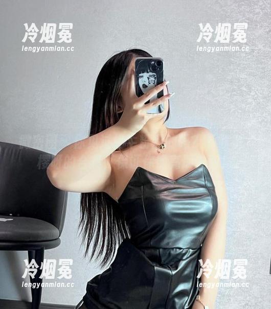 桃沢樱呀 微密圈 - 你见过奶牛粉嫩的吗?下载桃沢樱呀的合集,保证你照亮朋友圈!