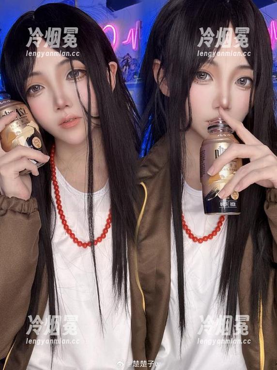 拿走楚楚子w的校服写真合集，感受那种难以言表的魅力吧！