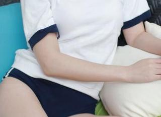 模范学院 – 噜噜妞儿的白裙图集——私拍里的‘裙子只想自己飞’