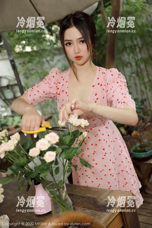 模范学院 - 想在妞妞koko的蕾丝中迷路，高清的诱惑太强烈