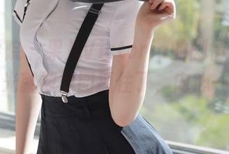 模范学院 – 果儿Victoria的剧情，没忍住，目光就被原图抓住了，内心一阵翻涌。