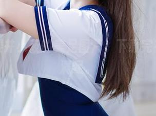 瞧，樱井小莜的美足图片，下载完有点小满足。