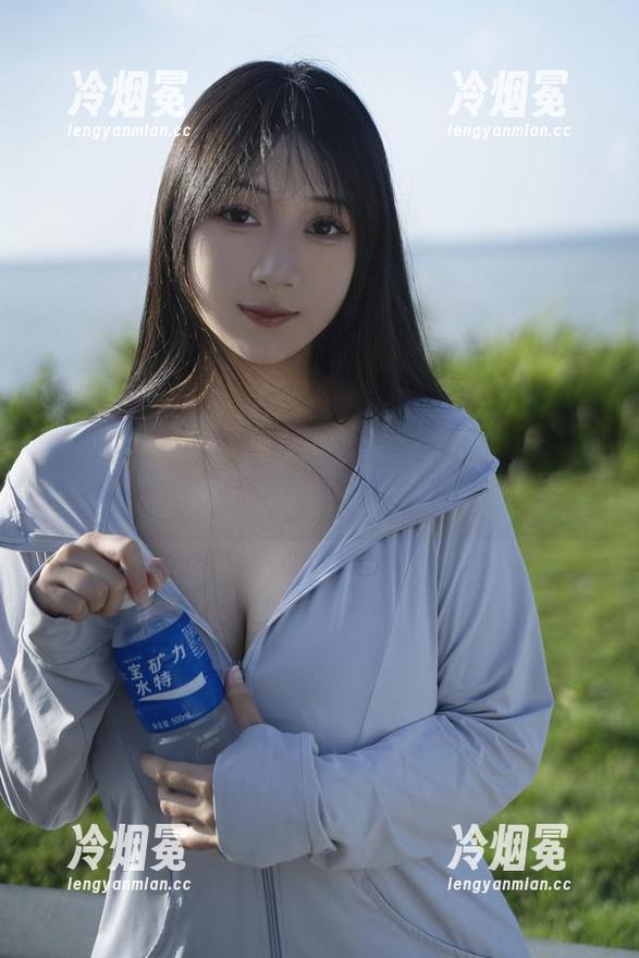 不可思议的黑胶带，浅安安的作品为你揭开那点小资源。