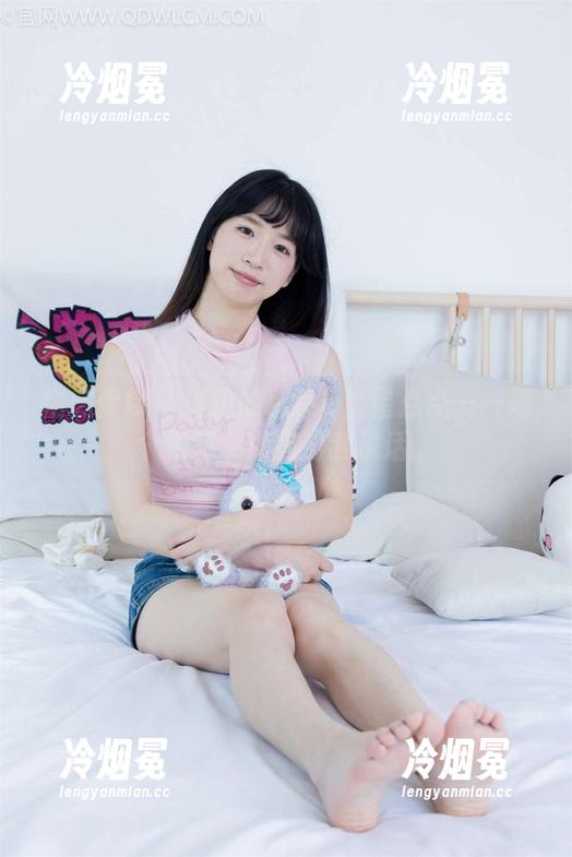 物恋传媒 - 海边的elise星星点点——每个浪花都像在对我说话。
