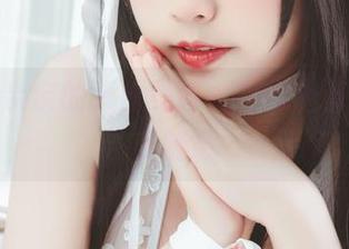 猫田圣奈奈的天台美图，在线上看看那股子随意