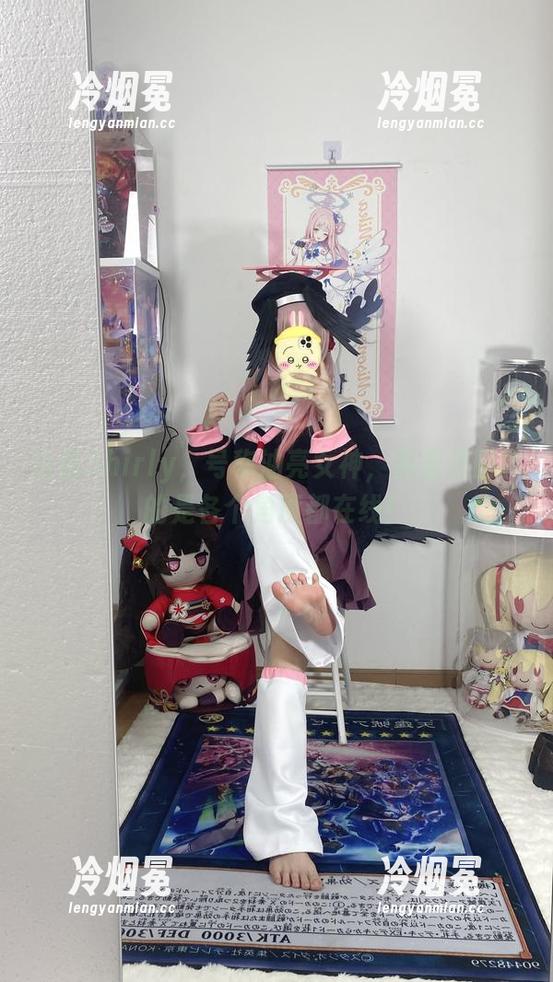 白栎Shirly，号称油亮女神，高清美图真的是各个角度都在线！