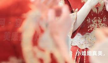 秀人网 – 穿上SOLO-尹菲的套装，图片的美感直接炸裂，更新别眨眼！