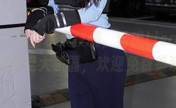 秀人网 – 不怕水汽模糊，雪瑞Lisa的浴室原图才是大杀器，欢迎免费参观！
