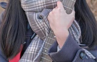 私房情迷：“稚乖画册”的美少女，清纯和风骚的双重奏