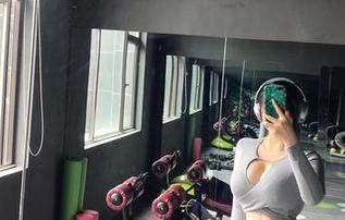 微密圈 – 纯粹的快乐，紫色哒豚豚的微信朋友圈中，不可不看的图片合集