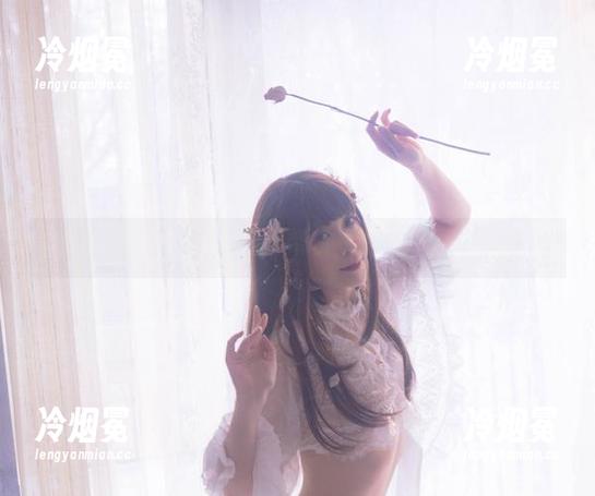 翎柒菜菜理想中的吊带资源：要不要一试？
