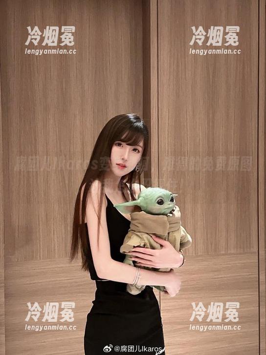 腐团儿Ikaros变身荆轲，难得的免费原图，让我怎么忍得住！