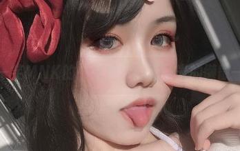 芊川一笑MNK的“镂空”：无圣光的懒散一瞬。