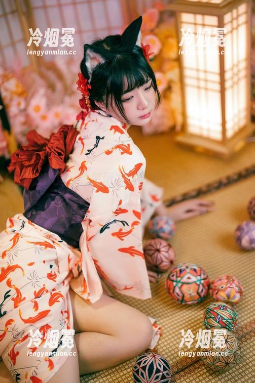 落落Raku的美图在家打怪，居家也能出片儿！