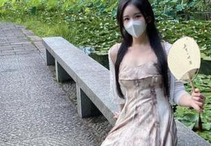 微密圈 – 今晚的软妹小九九，超薄裤里丝的资源合集，你可能想不到的搭配