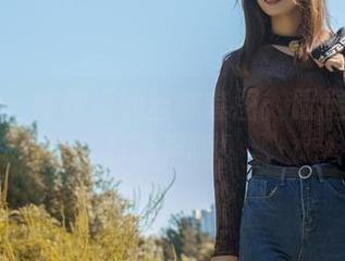 轰趴猫 – 陈雅漫的丝袜套图：跟腿部的优雅说声嗨！