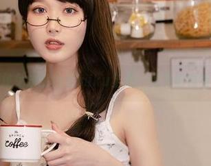 阿包也是兔娘的白兔miku全集：兔兔们也有心事？