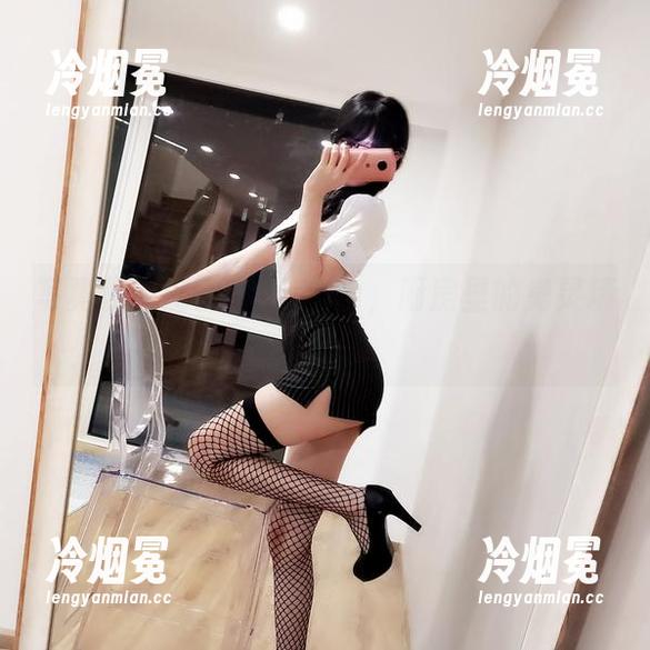 魔物喵nigisa 写真里的魔物喵nigisa,厨房里的鬼灵精怪