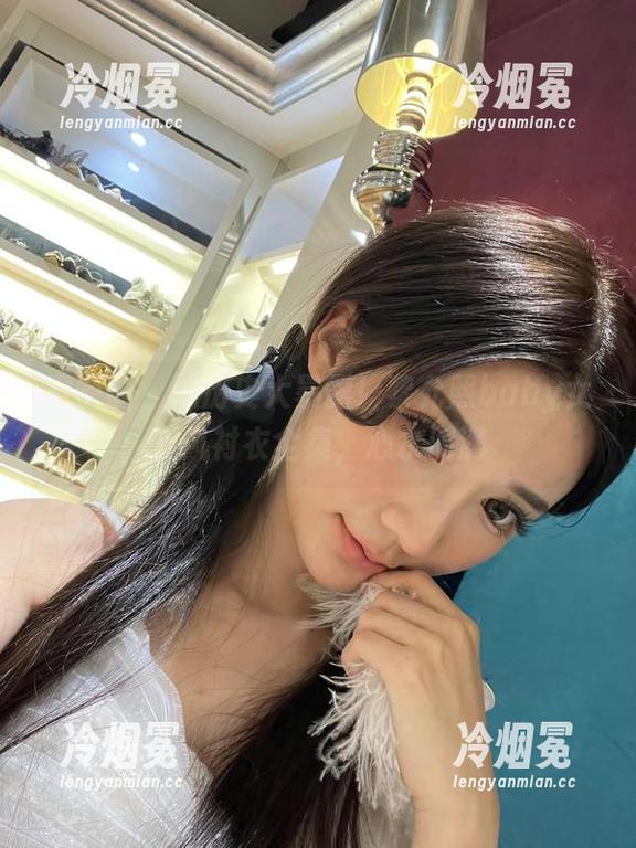 黎允熙baby 微密圈 - 黑历史大暴露!黎允熙baby女友风衬衣全集,心水满满
